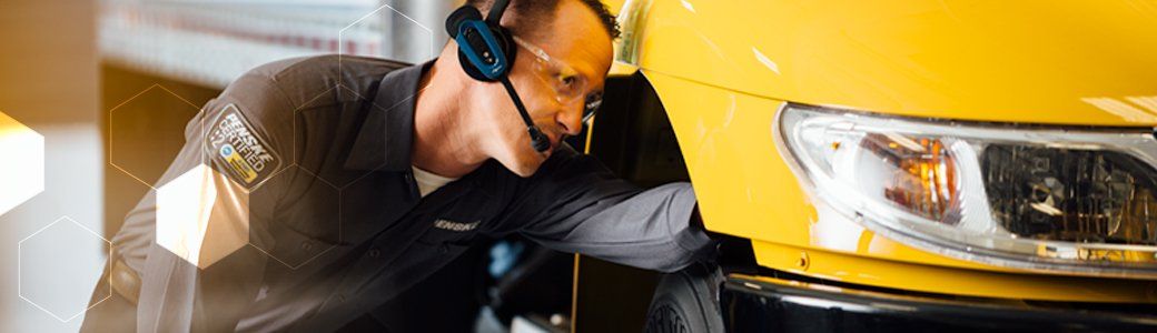 24/7 Call and Conversation Support: Enhancing Your Vehicle Fixing Experience thumbnail